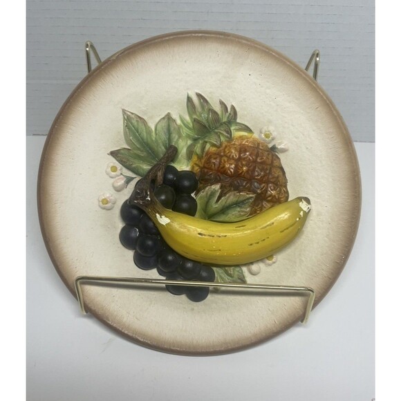 Napcoware National Potteries Corporation 1960’s 3D Decorative Plates Set Of 2 - Picture 2 of 7